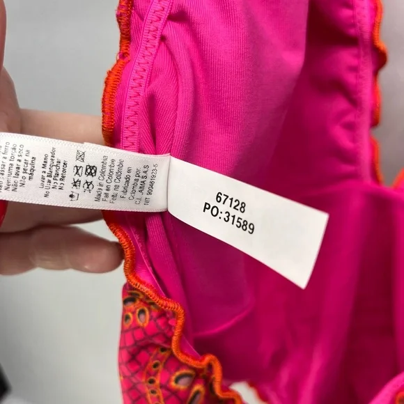 Red eyelet‎ Halter one piece swimsuit Style 67128 - Picture 7 of 7